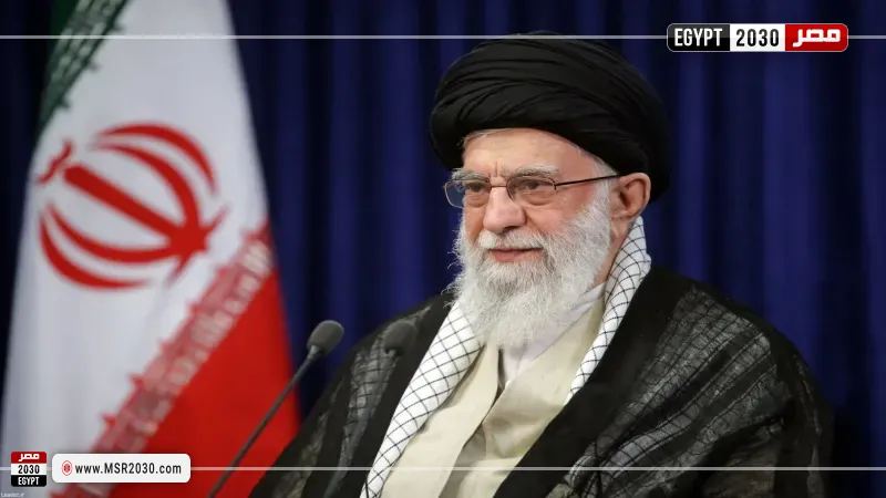 خامنئي يدعو الإيرانيين للخروج في مسيرات حاشدة بذكرى الثورة