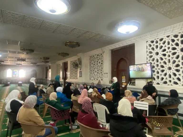 واعظات الأوقاف يواصلن التوعية الدينية للسيدات استعدادا لرمضان
