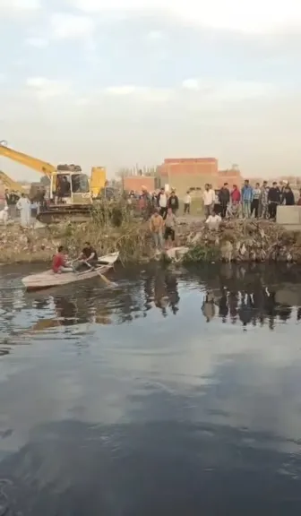 انتشال جثمان سيدة بعد سقوطها في مصرف 