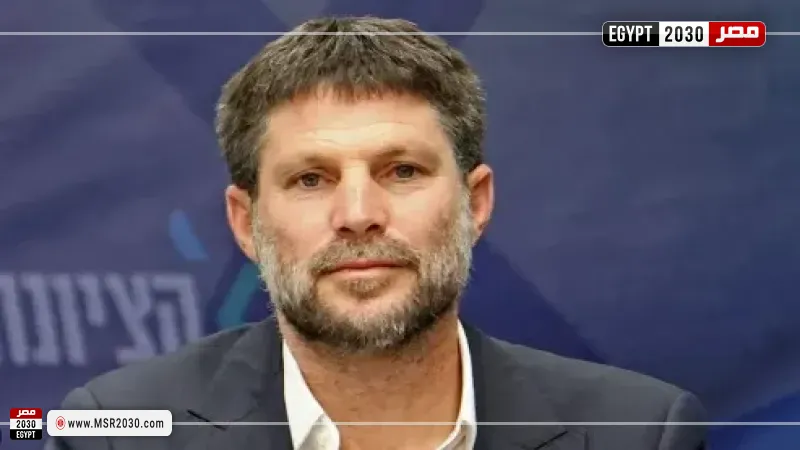 غداة قرارات الكابينت.. سموتريتش يقتحم بلدة فلسطينية وسط الضفة