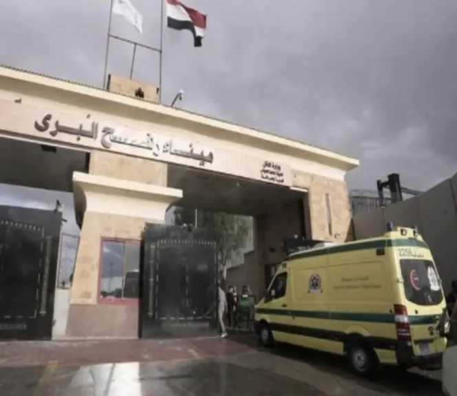 وصول دفعة جديدة من مصابي غزة لمعبر رفح تمهيدا لعودتهم إلى القطاع