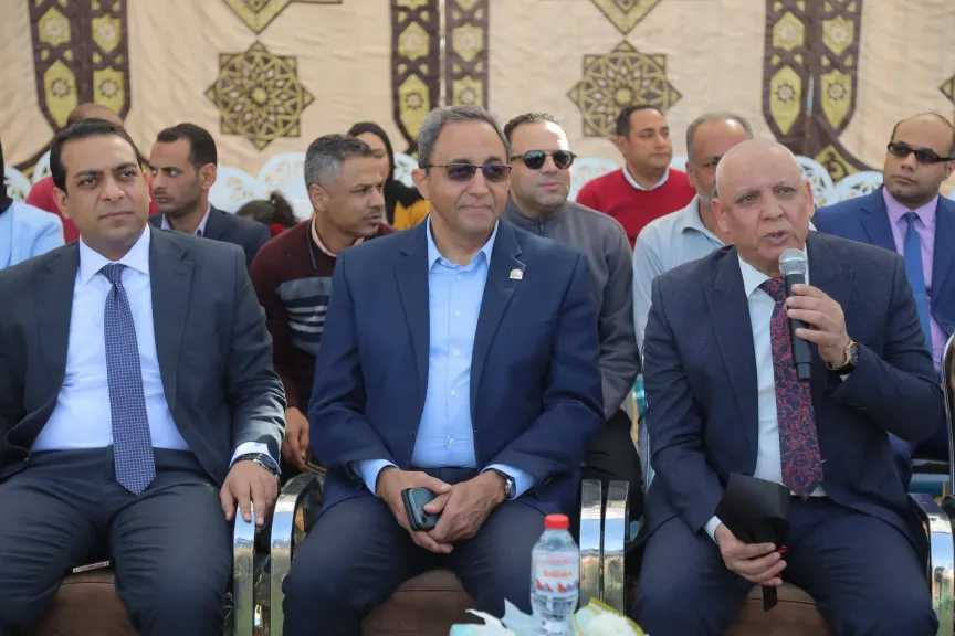 محافظ قنا يضع حجر الأساس لكمباوند لايف سيتي بمدينة قنا الجديدة