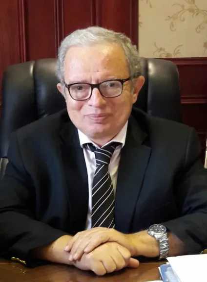 حسين عيسى.. سيرة أكاديمية تقود صاحبها إلى منصب نائب رئيس الوزراء للشئون الاقتصادية