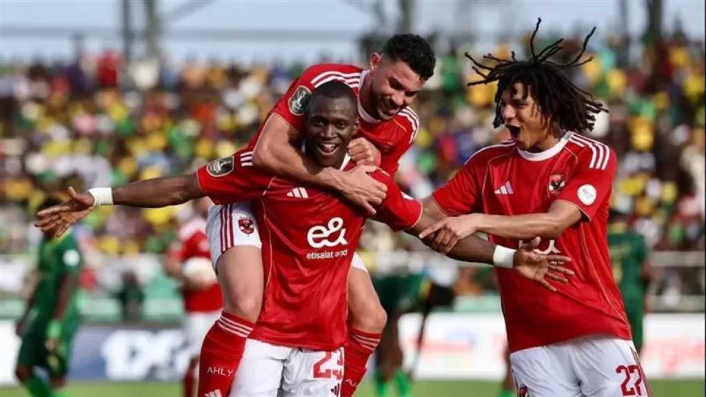 توروب يعلن قائمة الأهلي لمواجهة الإسماعيلي في الدوري الممتاز