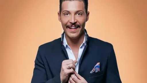 محمود حجازي: أبويا وأمي مشافوش ابني ولا مرة