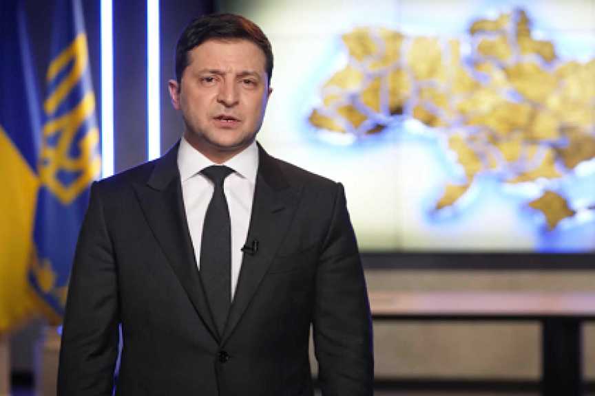 زيلينسكي ينفي إجراء انتخابات في 24 فبراير: لا اقتراع دون ضمانات أمنية كاملة