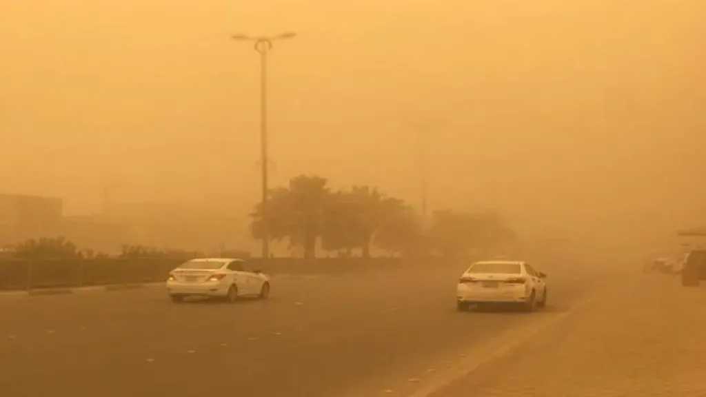 انقلاب مفاجئ بحالة الطقس غدًا.. الأرصاد تحذر من عاصفة ترابية على هذه المحافظات