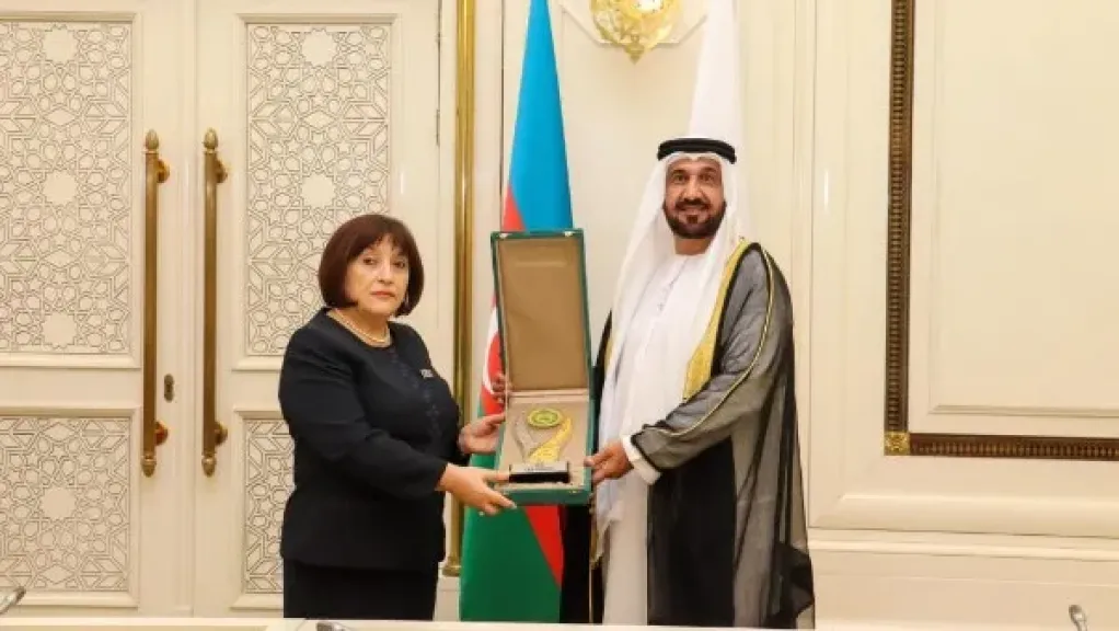اليماحي ورئيس الجمعية الوطنية بجمهورية أذربيجان