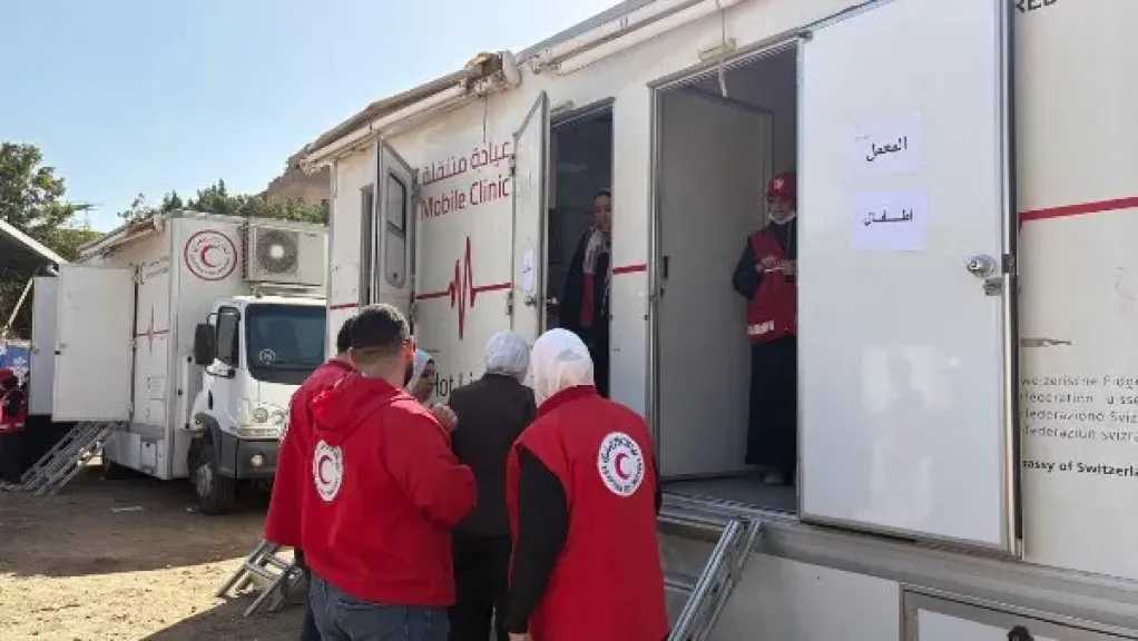 أطباء وسلال غذاء.. كيف تحرك الهلال الأحمر لإنقاذ قرى المنوفية من تداعيات الفيضان؟