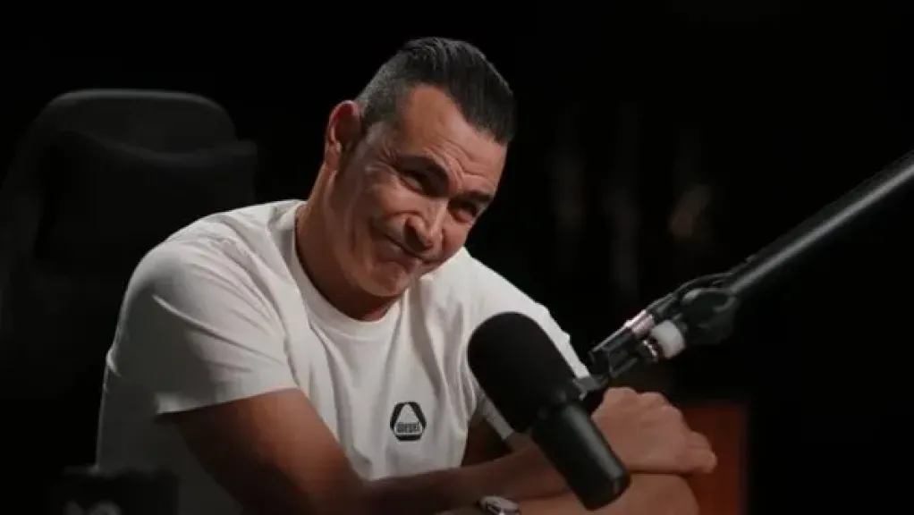  عصام الحضري