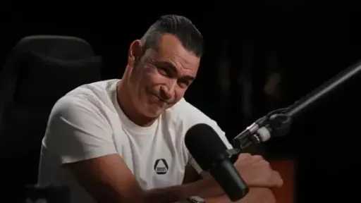 عصام الحضري: اللي مش عاجبه إني أقول على نفسي أسطورة يشرب من ترعة كفر البطيخ