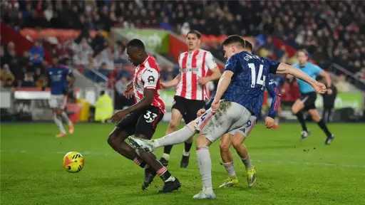 آرسنال يتعثر بتعادل محبط مع برينتفورد في الدوري الإنجليزي