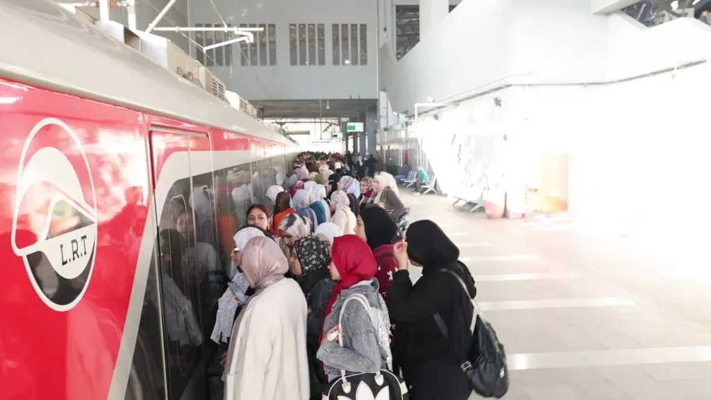 النقل تعلن المواعيد الجديدة لمترو الأنفاق والقطار الكهربائىLRT فى رمضان