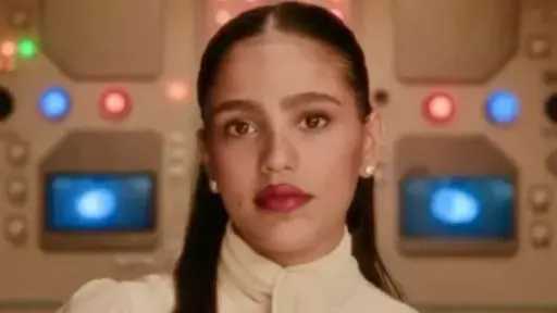 جنا دياب تطرح أغنية معاك بغني جنا دياب تطرح أغنية معاك بغني