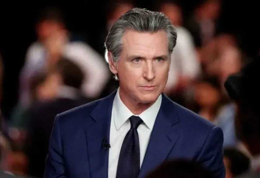 حاكم كاليفورنيا يشارك في مؤتمر ميونيخ للأمن لتعزيز الاستثمارات المناخية والتقنيات الحديثة