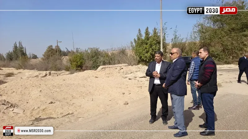 جانب من زيارة وزير الكهرباء