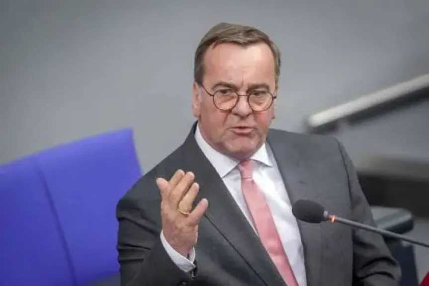 وزير الدفاع الألماني يحذر واشنطن من الانفراد في اتخاذ القرارات