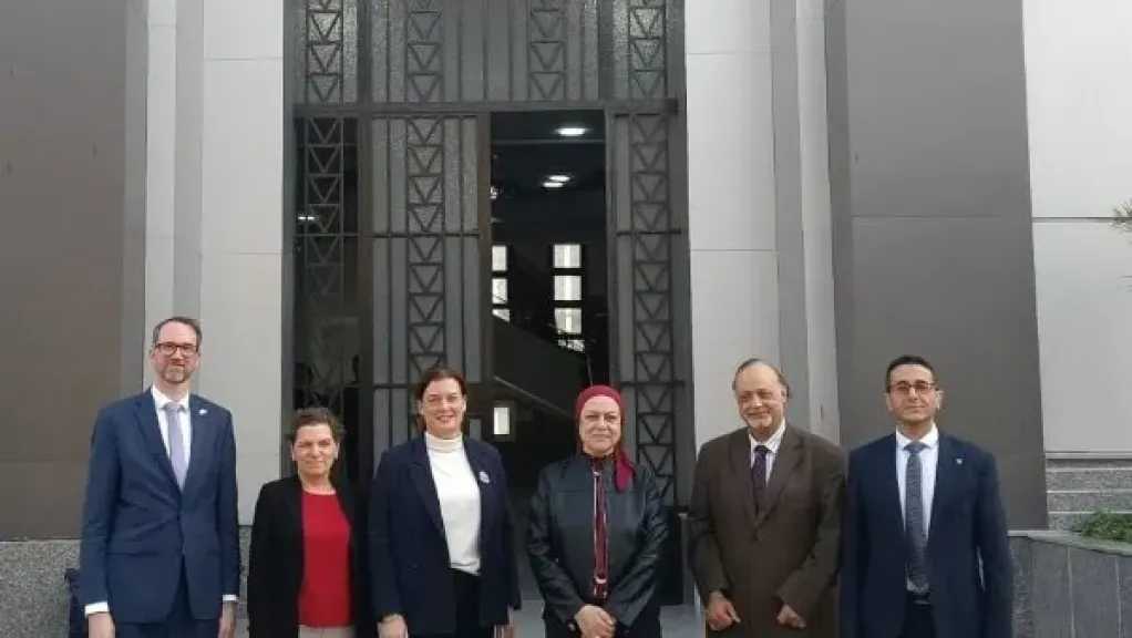 بحوث الصحة الحيوانية يستقبل وفدا دنماركيا رفيع المستوى لتعزيز التعاون المشترك