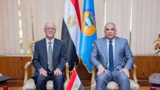 رئيس جامعة طنطا يبحث مع السفير الياباني آفاق التعاون المشترك