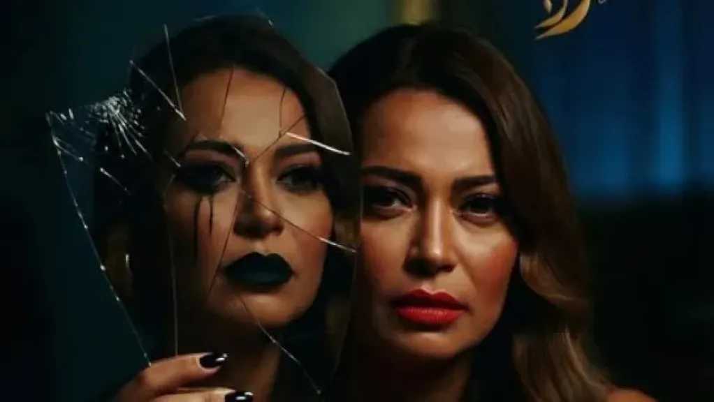 داليا مصطفى تشارك الجمهور بوستر مسلسلها الجديد “روج أسود”