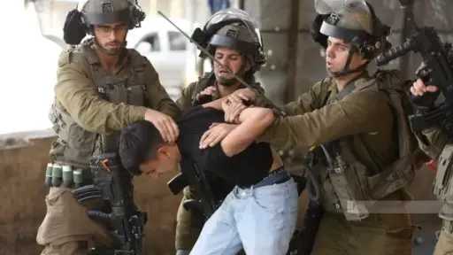 إسرائيل تتهم مواطن بالتجسس لصالح إيران و جمع معلومات عن وزير الدفاع السابق