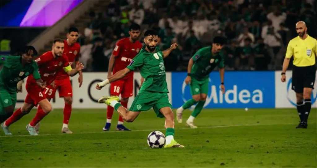 الأهلي السعودي يكتسح الأهلي الإماراتي برباعية مثيرة في دوري أبطال آسيا