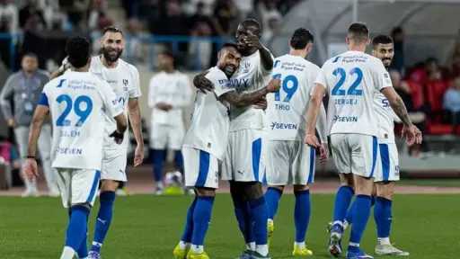 الهلال يهزم الوحدة بثنائية نونيز ويعزز صدارته في دوري أبطال آسيا للنخبة