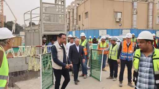 بسبب أعمال مترو  الأنفاق.. هبوط أرضي بجوار أحد العقارات بمنطقة مصر القديمة