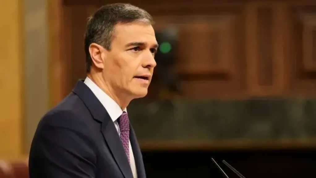 رئيس وزراء إسبانيا يدعو لفتح تحقيق مع شركات التكنولوجيا بسبب انتهاك حقوق الأطفال