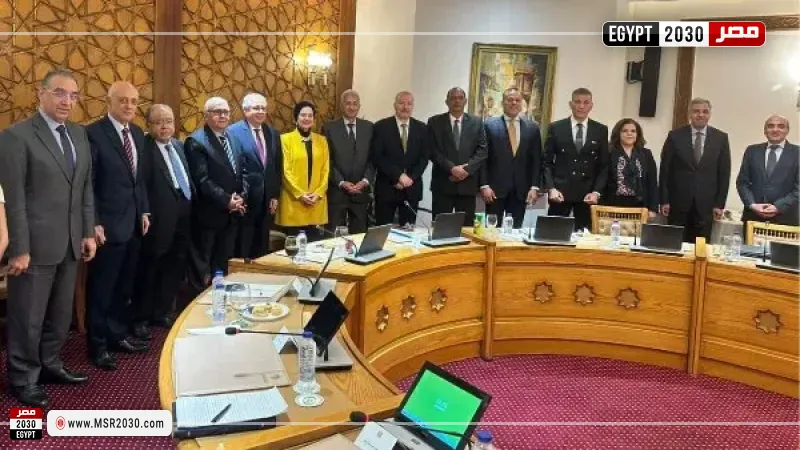 مساعد وزير الخارجية للشئون البرلمانية تعقد لقاء يجمع القيادات السابقة للقطاع البرلماني