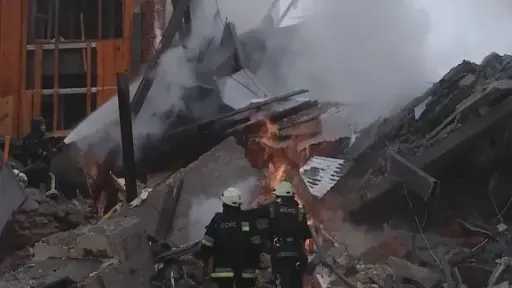 زيلينسكي: عشرات الآلاف من سكان أوديسا أصبحوا بلا تدفئة ولا مياه جراء الهجمات الروسية الواسعة