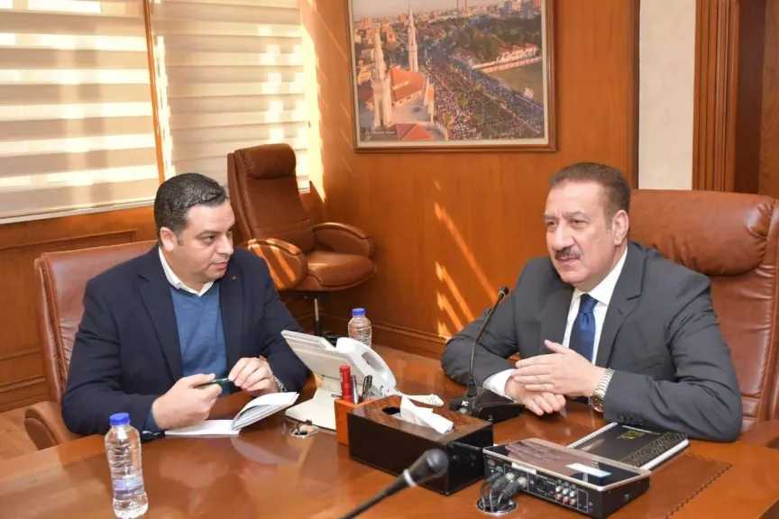 محافظ بورسعيد يستقبل العاملين بالديوان العام لتلقي التهنئة بمناسبة توليه مهام منصبه الجديد