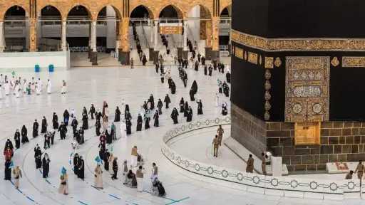 السياحة ترفع درجة الاستعداد القصوى لموسم ذروة رحلات العمرة برمضان
