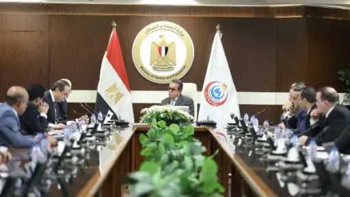وزير الصحة يتابع استعدادات التشغيل التجريبي للتأمين الصحي الشامل بالمنيا