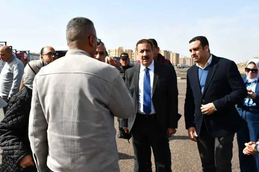 محافظ بورسعيد يتفقد طريق التفريعة بطول 6 كم بمدينة بورفؤاد