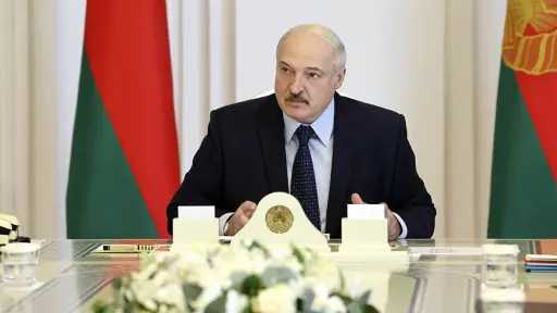 أوكرانيا تعلن فرض عقوبات على رئيس بيلاروسيا