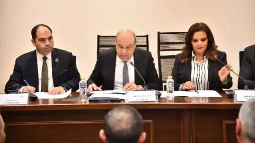 وزير الطيران يستعرض خطة تطوير القطاع أمام لجنة السياحة والطيران بمجلس النواب