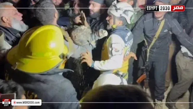 الدفاع المدني السوري ينقذ طفلا سقط في بئر بعمق 30 مترا