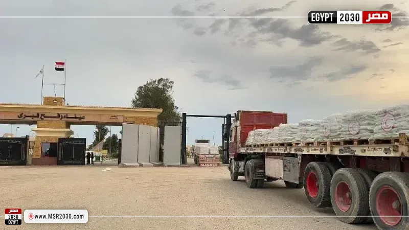 الهلال الأحمر المصري: قافلة «زاد العزة» الـ 141 تحمل 6 آلاف طن مساعدات لغزة