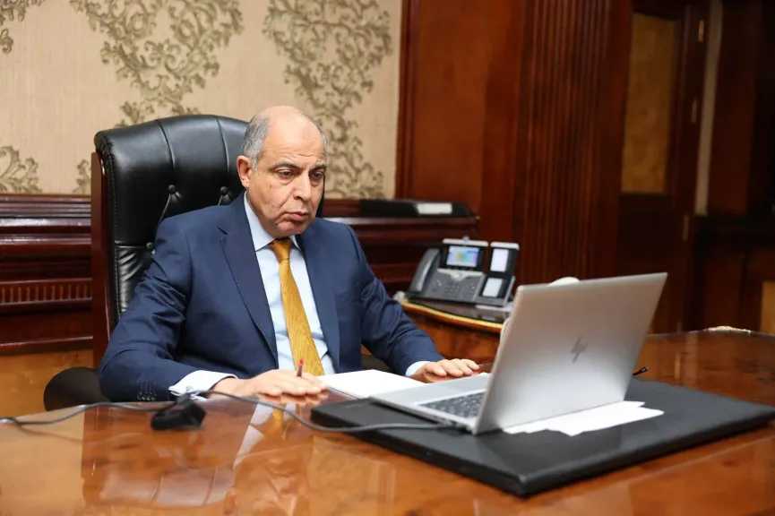 محافظ المنيا يشارك في الاجتماع التنسيقي برئاسة وزير الصحة لمتابعة الاستعدادات للتشغيل التجريبي لمنظومة التأمين الصحي الشامل