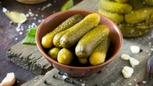 طريقة عمل الخيار المخلل