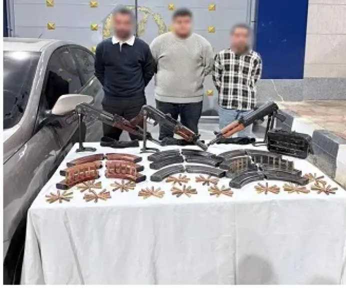 ضبط عصابة سرقة سيارات التمور بالإكراه بطريق طامية في الفيوم