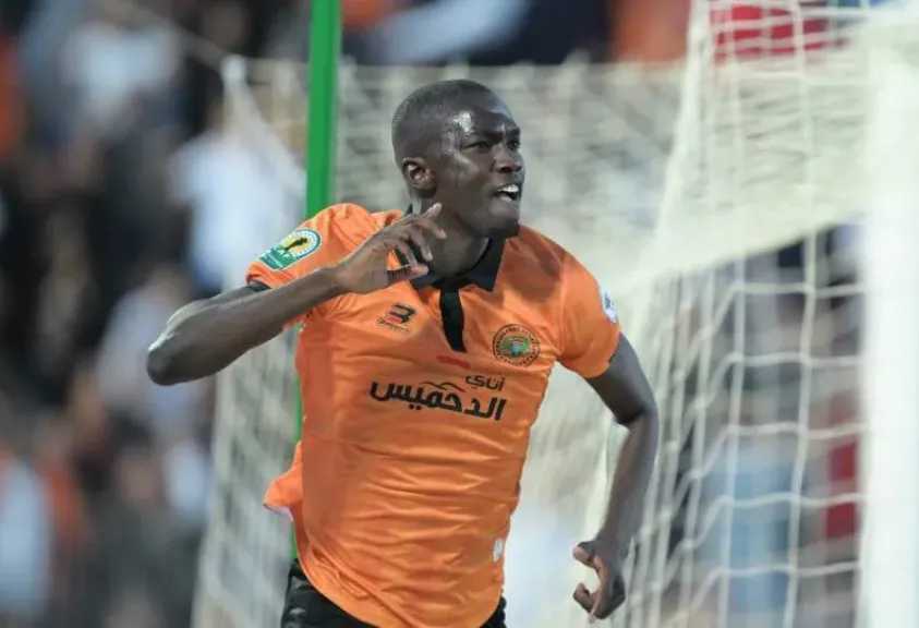 نهضة بركان يصعد أزمة انتقال مامادو كمارا إلى فيفا