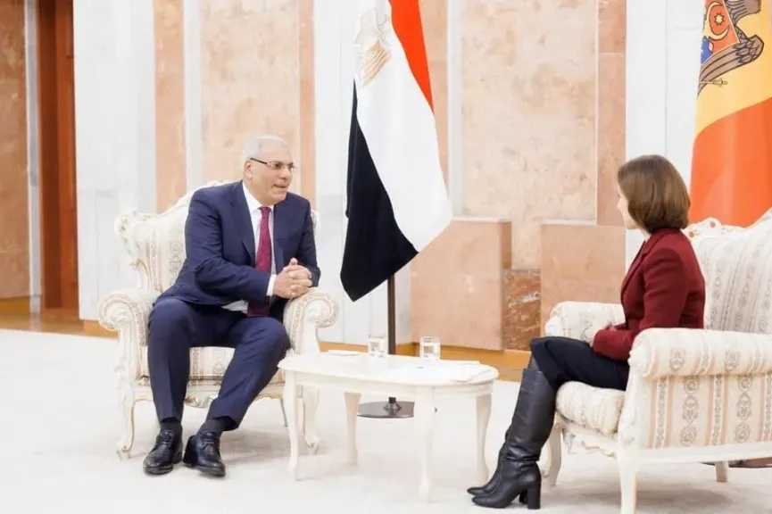 سفير مصر غير المقيم لدى مولدوفا يقدم أوراق اعتماده