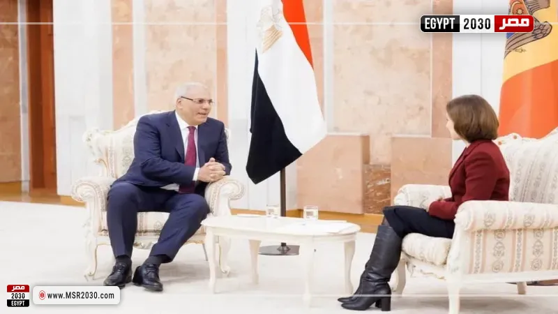 سفير مصر غير المقيم لدى مولدوفا يقدم أوراق اعتماده