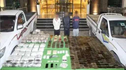 مصرع عنصرين شديدي الخطورة وضبط مخدرات بقيمة 77... مصرع عنصرين شديدي الخطورة وضبط مخدرات بقيمة 77 مليون جنيه في حملة أمنية بالغربية