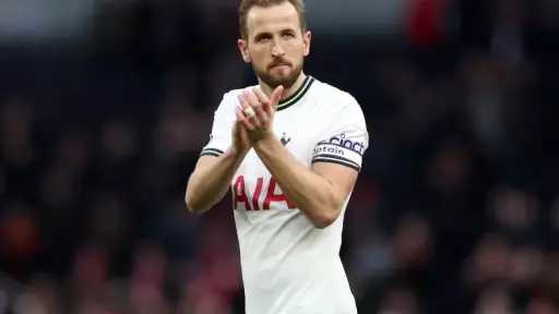 مرشح رئاسة برشلونة يضع هاري كين على رأس أولوياته: مهاجم سوبر وقلب دفاع بخبرة أوروبية