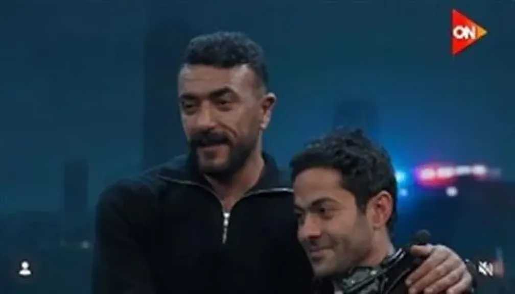 أحمد العوضي ضيف برنامج «الكاميرا الخفية»