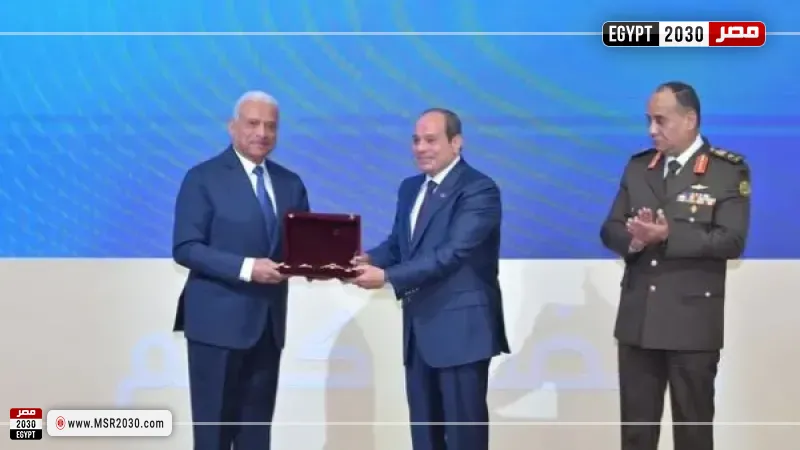 تعيين الفريق أول عبد المجيد صقر مساعدا لرئيس الجمهورية