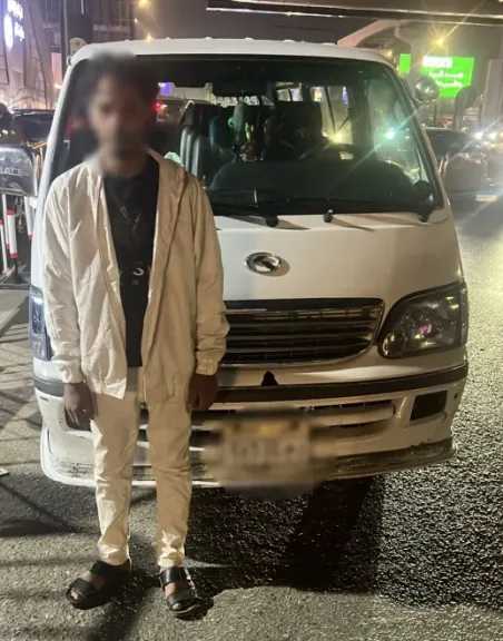 ضبط قائد سيارة  ميكروباص يقود تحت تأثير المخدرات بالجيزة